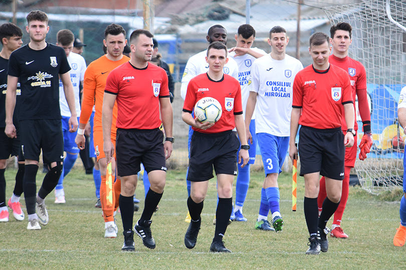 Brigadă din Botoşani la meciul cu Sporting Vaslui