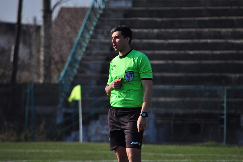 Brodoc - Miroslava arbitrat de romascanul Diaconu
